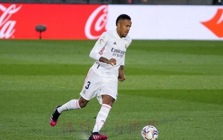 六台记者:皇马考虑让米利唐在国家德比任右后卫 六台记者:皇马考虑让米利唐在国家德比任右后卫