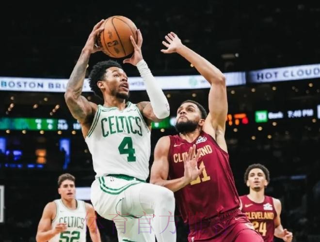 1换1非常成功!西蒙斯成凯尔特人重要替补,单场39分 1换1非常成功!西蒙斯成凯尔特人重要替补,单场39分